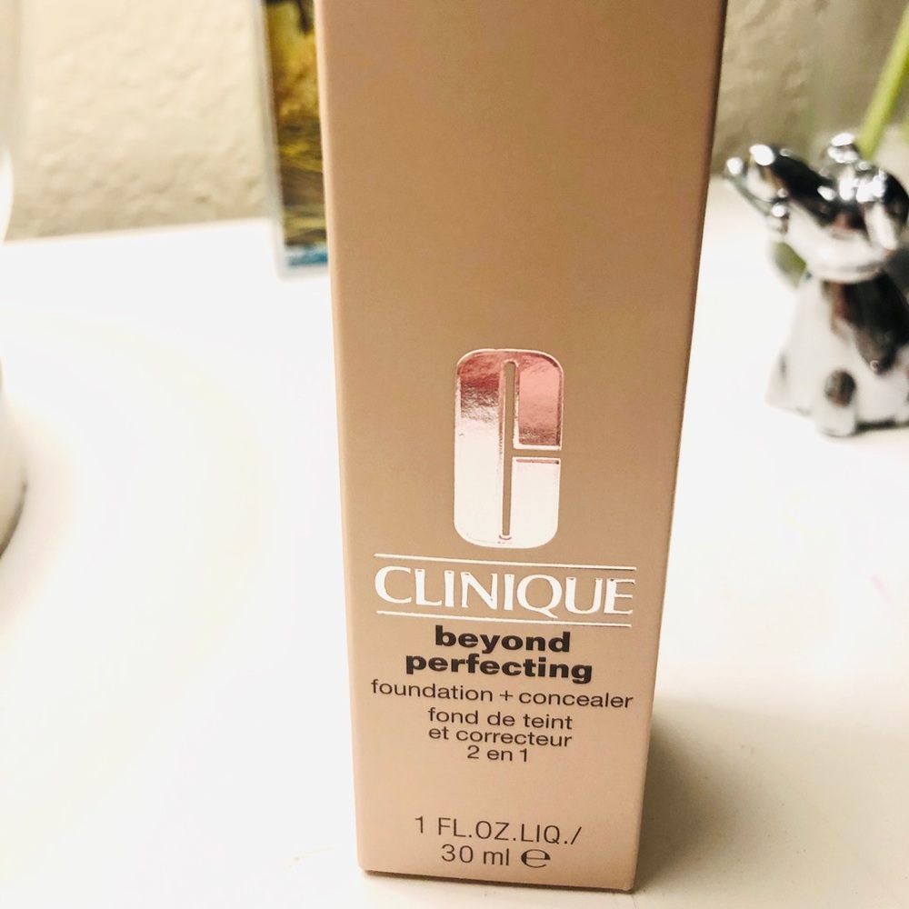 Clinique Foundation 💄